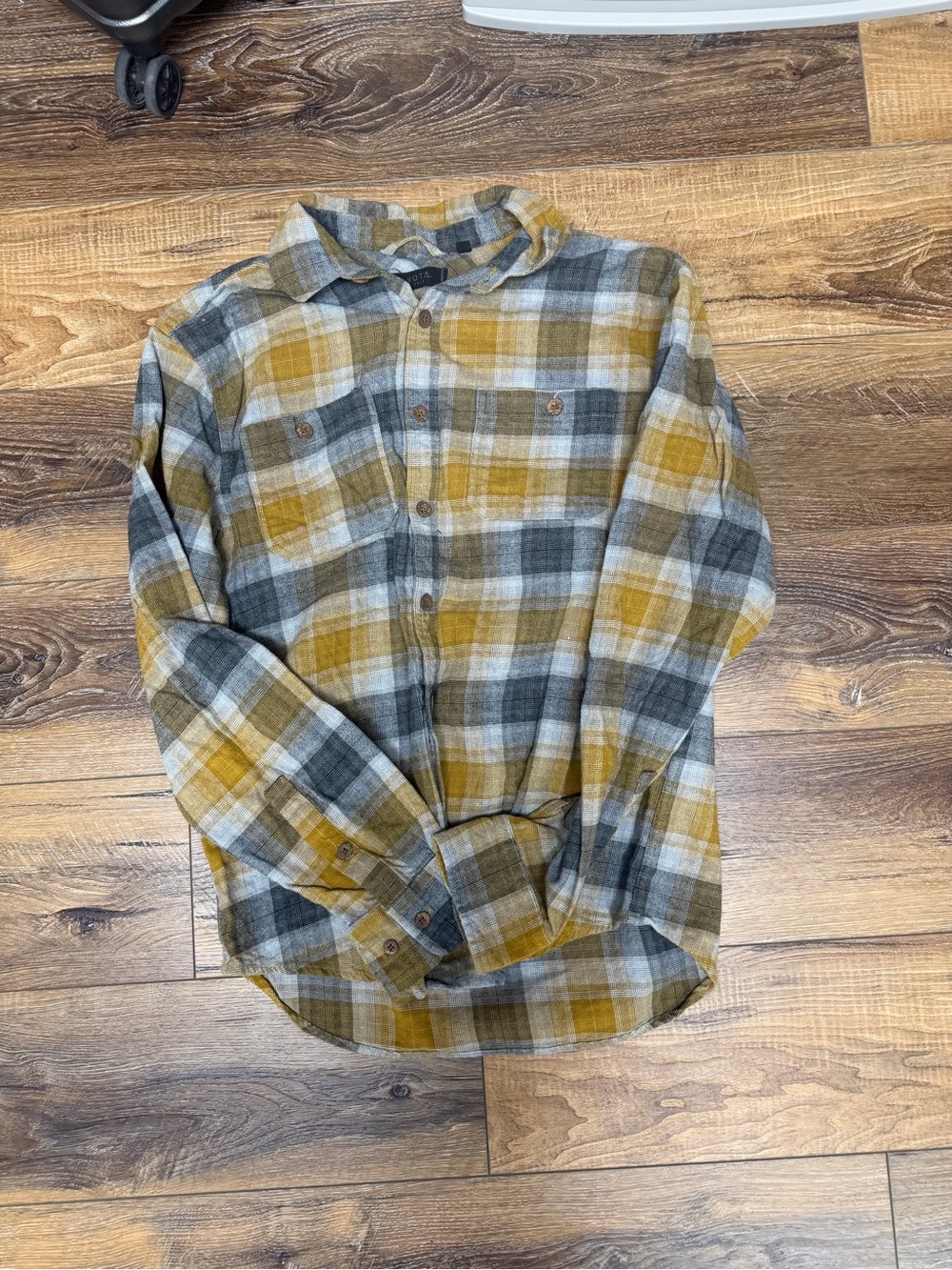 Men's Yellow Gray Plaid Button-Down Shirt - Worn once